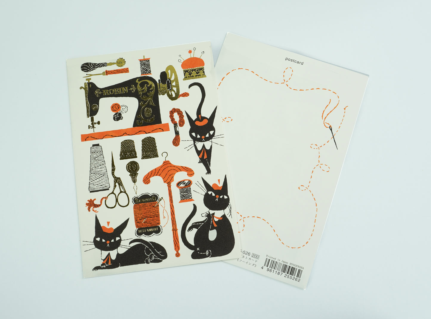 Goldgeprägte Postkarte "Sewing" - Kuroneko Design