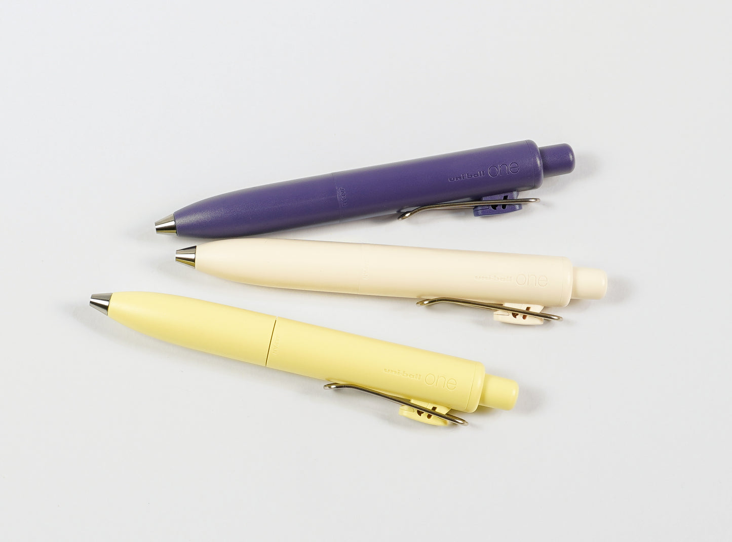 uni-ball one P Kugelschreiber - 0.5mm