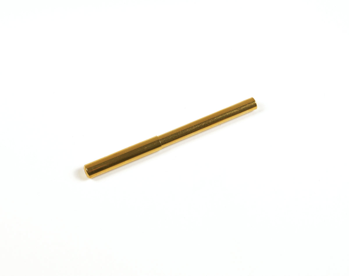 KOKUYO Brass Pen 斜め