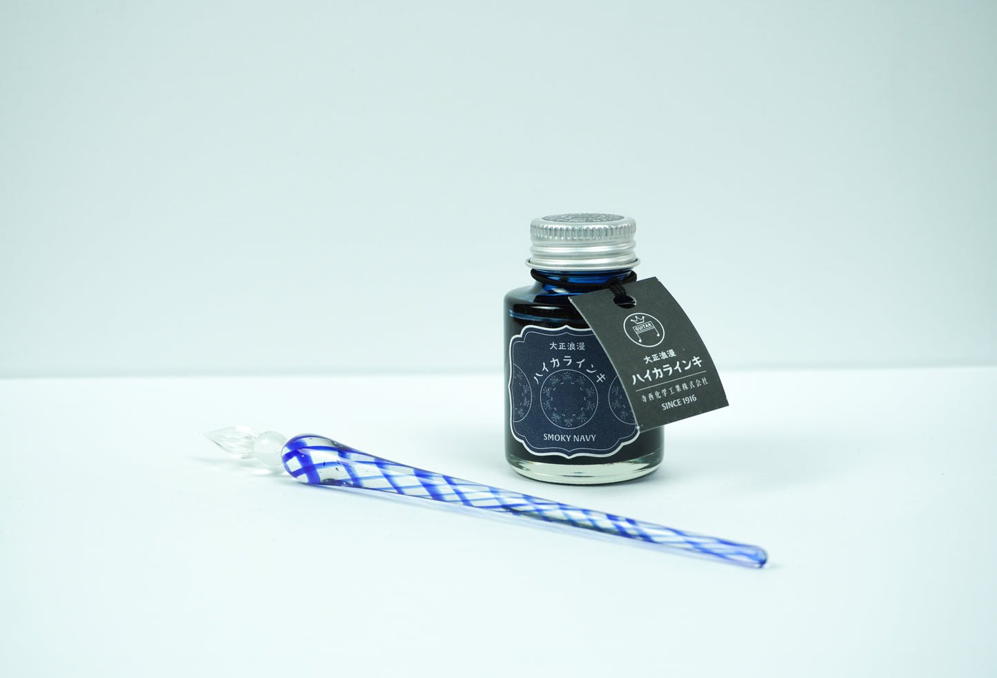 Taisho Roman Chic Fountain Pen Ink – Smoky Navy
